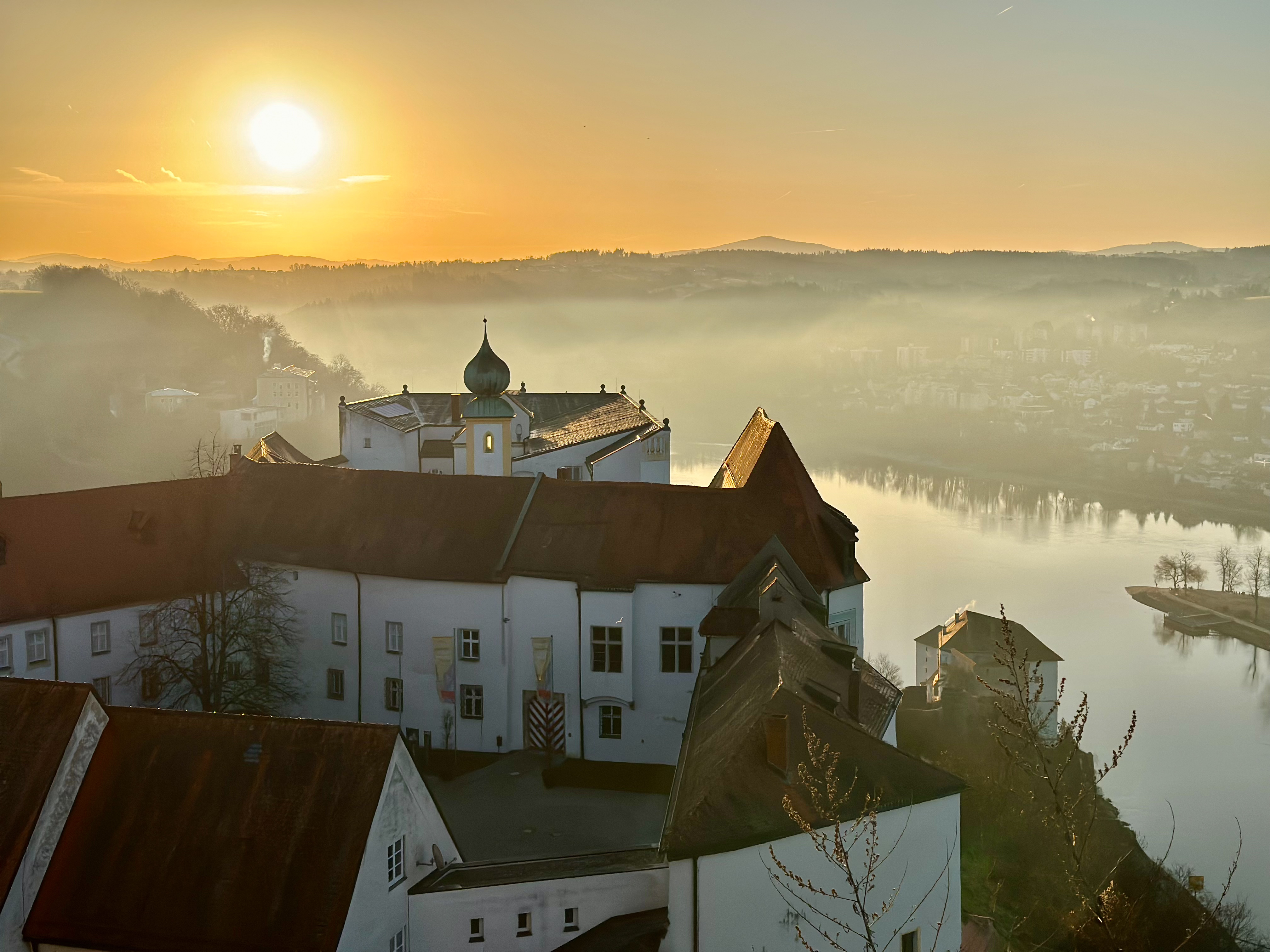 Von Goldklumpen, Pferden und Lichterkränzen –  Der schönsten Zeit des Jahres auf der Spur