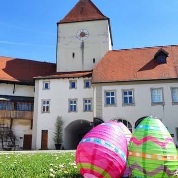 Oster Image 2022 Burghof